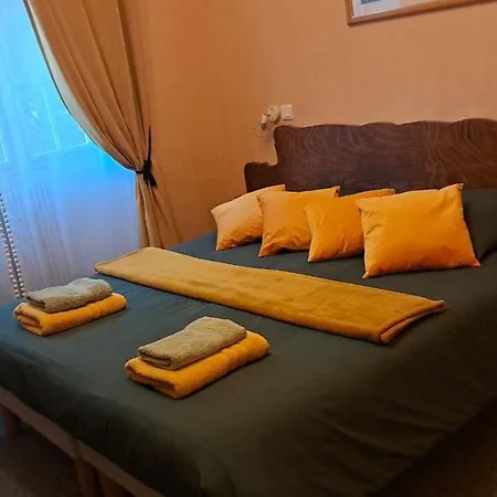 De La Source Prades (Haute-Loire)