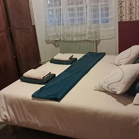 De La Source Locanda Prades (Haute-Loire)