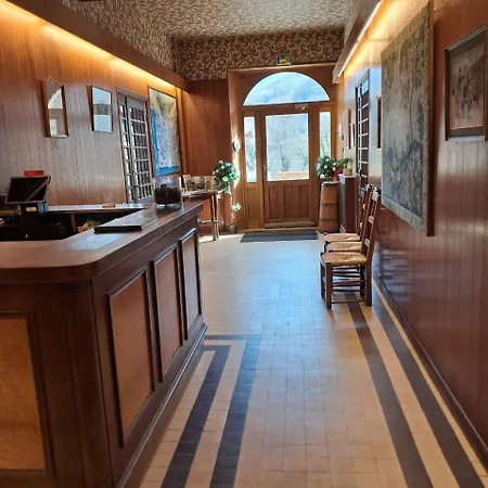 De La Source Locanda Prades (Haute-Loire)