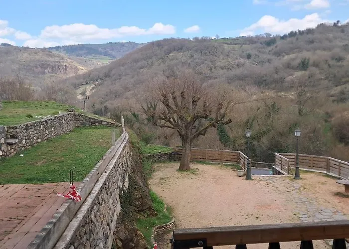 Inn De La Source Prades (Haute-Loire)